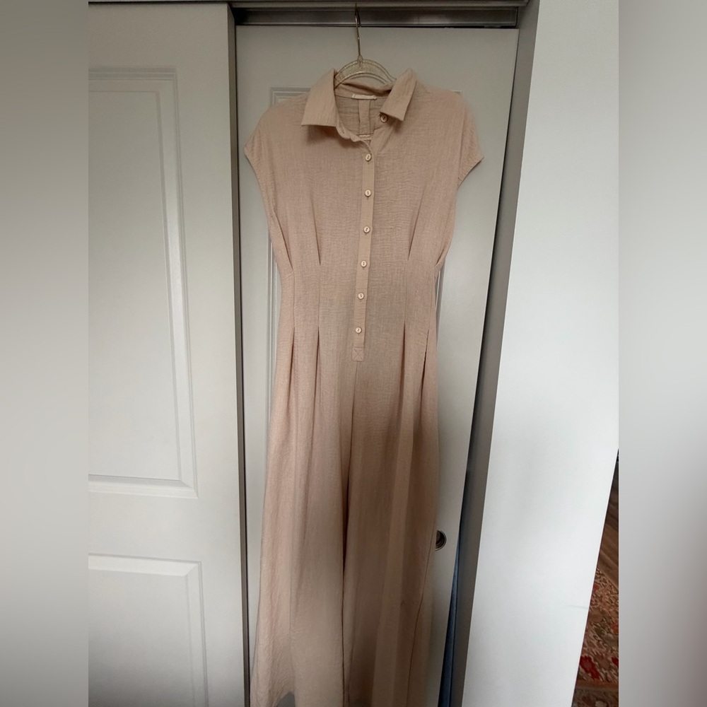 Elegant Beige Button-Down Dress